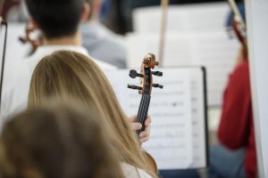 Alumna de la Orquesta Infantil de Almería.