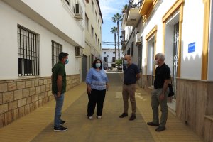 Matilde Díaz y Domingo Fernández en la visita a las actuaciones incluidas en el programa.