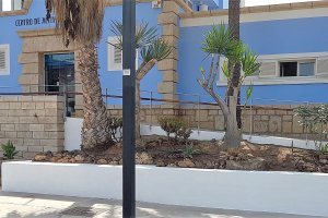 Fachada del Centro de Actividades Náuticas.