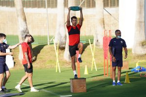 La plantilla ha dado un paso al frente conociendo mejor a su entrenador.