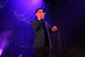 Manu García presentando su nuevo disco, Sonríe.