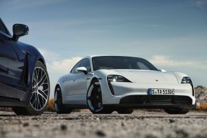 El nuevo Porsche Taycan, la gama E-Hybrid.