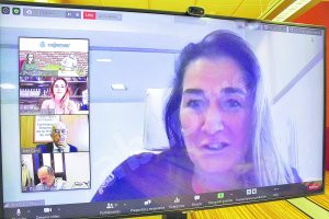 La decana del Colegio de Economistas.