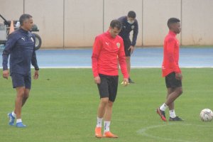 Gomes en el entrenamiento de este jueves bajo la lluvia.