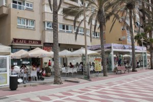 Los clientes tendrán que tener la mascarilla puesta mientras esperan a ser servidos.