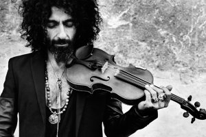 El violinista libanés Ara Malikian volverá a actuar en Almería.