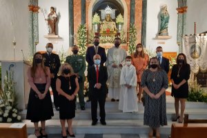 La corporación municipal y el General de la BRILEG asistieron a la misa.