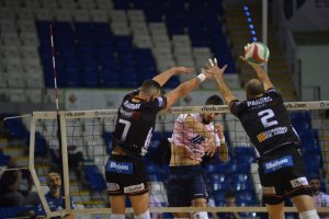 Teruel se coloca líder en solitario de la Superliga.