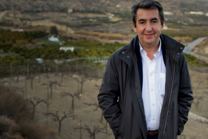 Alejandro Buendía llegó a Almería en 1984 para no marcharse nunca.