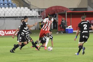 Seguimos esperando los goles de Umar sadiq, un delantero top.