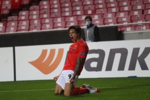 Darwin Núñez vuelve a ser determinante en la Europa League.