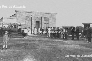 El Diana, en la playa de las Almadrabillas, era el heredero del viejo balneario ‘el Recreo’, de la familia Jover.