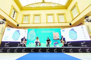 Ambas estuvieron acompañadas por Enrique Iznaola y Manuel Guzmán.