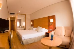 Una de las habitaciones del hotel.