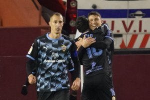 Cuenca se abraza a Lazo.