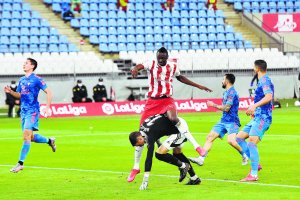 Umar Sadiq es todo un incordio para las defensas rivales.