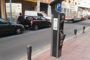 Suspensión de la zona azul a partir de las 18.00 horas.