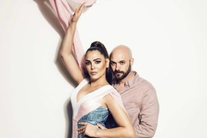 Sergi Regal junto a la popular y televisiva Amor Romeira.