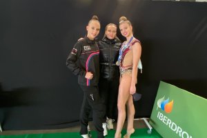 Fantástica actuación del Club Rítmica El EJido.