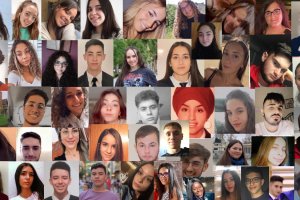 Unos 120 estudiantes de la UAL han puesto en marcha una campaña para que nadie se sienta solo en Navidad.