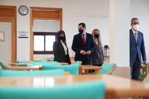 Juan Manuel Moreno, este viernes en Chiclana de la Frontera.