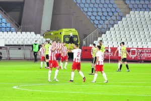 Celebración rojiblanca después de ganar en casa al Zaragoza.