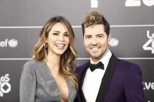 Foto de archivo de David Bisbal y Rosanna Zanetti en una edición anterior de Los40 Music Awards.