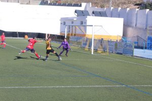 El equipo virgitano sufre su primera derrota.