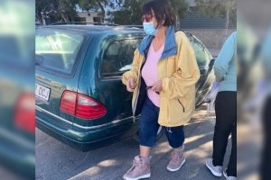 La temeraria conductora en el momento de su detención en Garrucha.