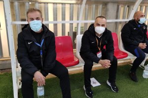 Sebas López y su cuerpo técnico en el partido de Copa del Rey.