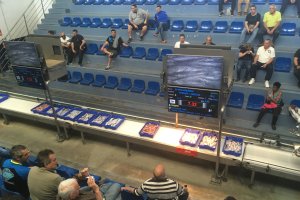 Venta de pescado y marisco en la subasta del Puerto de Almería.