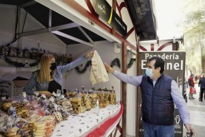El diputado Antonio Jesús Rodríguez en la feria.