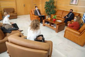 Desarrollo de la reunión en el Ayuntamiento de El Ejido.