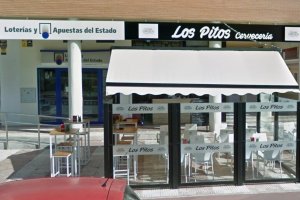 La administración que ha dado el cuarto premio está en en la Avenida Reino de España de Roquetas de Mar.