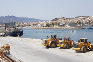 Muelle comercial del puerto de Garrucha.