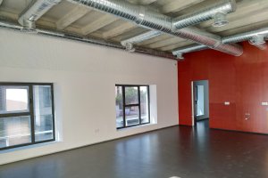 Zona interior para destinarse a cafetería en la biblioteca