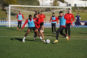 Los rojiblancos han preparado a fondo la cita contra el Alavés.