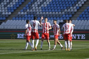 Celebración rojiblanca en un partido para la historia.