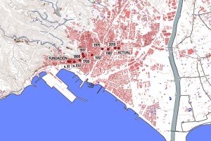 Desplazamiento histórico del centro urbano (manzanas consolidadas).