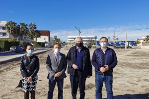 La edil de Presidencia y el alcalde junto al director general de Infraestructuras Judiciales y al delegado territorial.