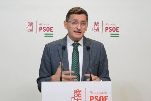 José Luis Sánchez Teruel, esta mañana en la sede del PSOE.