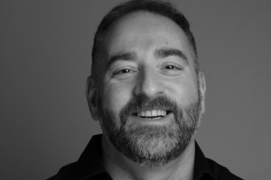 Gabriel J. Martín es psicólogo especialista en psicología afirmativa gay.