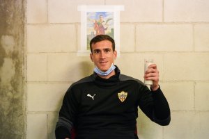 La imagen de Fernando que ha subido el Almería a sus redes sociales.