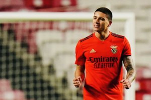 Cambio de look de Darwin Núñez.