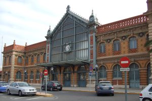 La vieja estacion del tren, un ejemplo de la arquitectura del hierro y el cristal