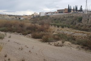 Rambla del Río Antas a su paso por Vera.