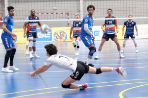 Los equipos van al límite en esta recta final de la Superliga.