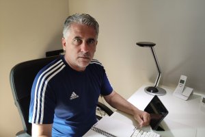 Todo listo en el despacho de Pepe Morales.