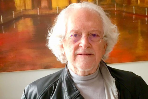 El primero en contar su experiencia será el exdiputado andalucista Alejandro Rojas Marcos.