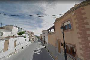 El fuego se declaró en una vivienda de la Avenida Almanzora de Purchena.